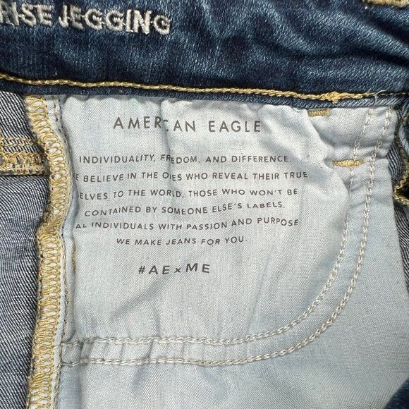 American Eagle Jeans Women's Size 4 Super Stretch Super High Rise Denim Jeggings - Picture 10 of 13